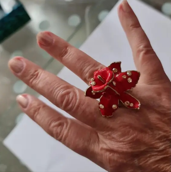 Versace × H&M Collab Rare Red Flower w crystals Fashion Statement Ring sz L - Picture 12 of 14